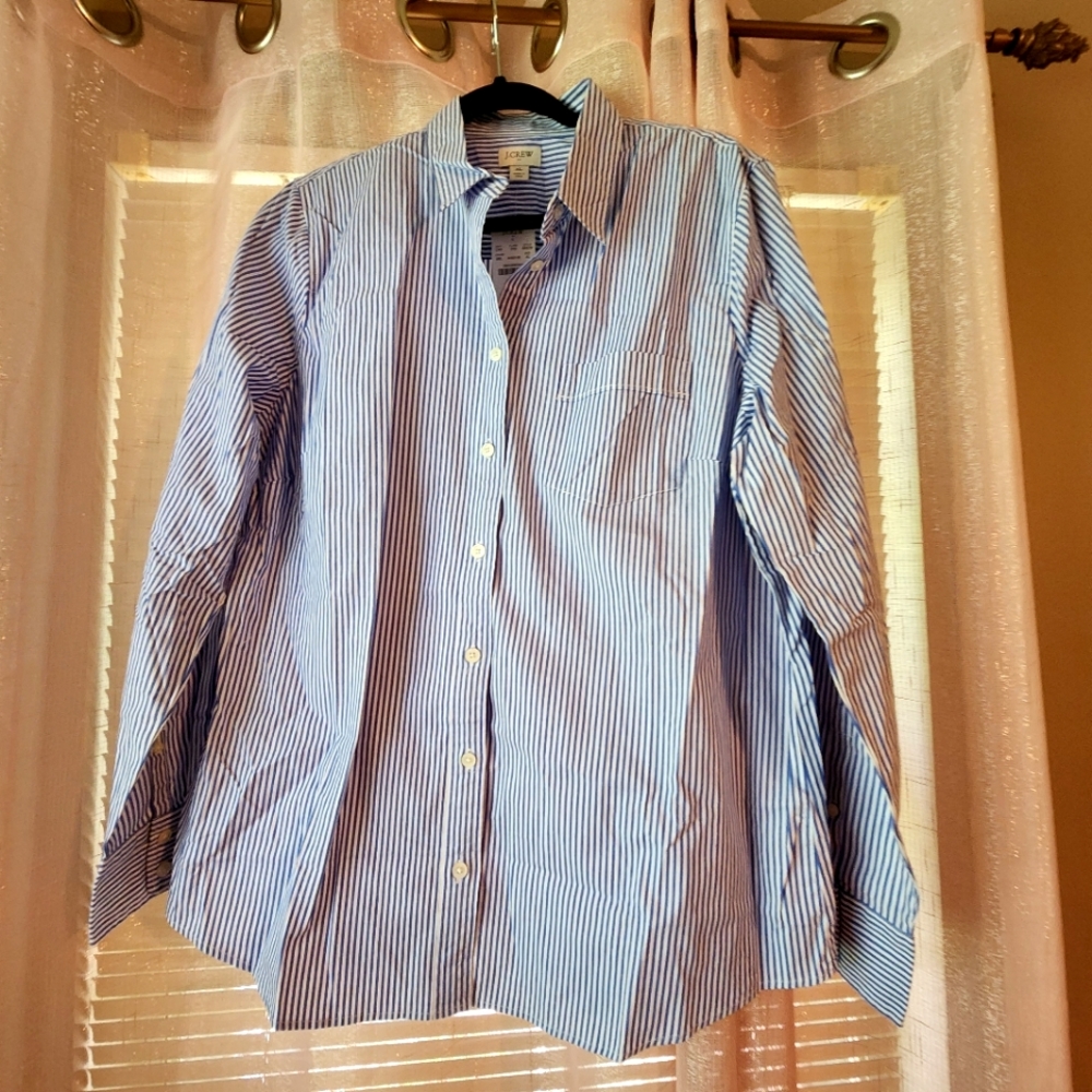 J. Crew classic blue striped button down in Xl